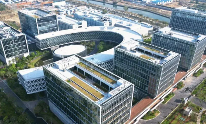 2024年外贸企业CRM系统选型对比：功能、部署与成本分析